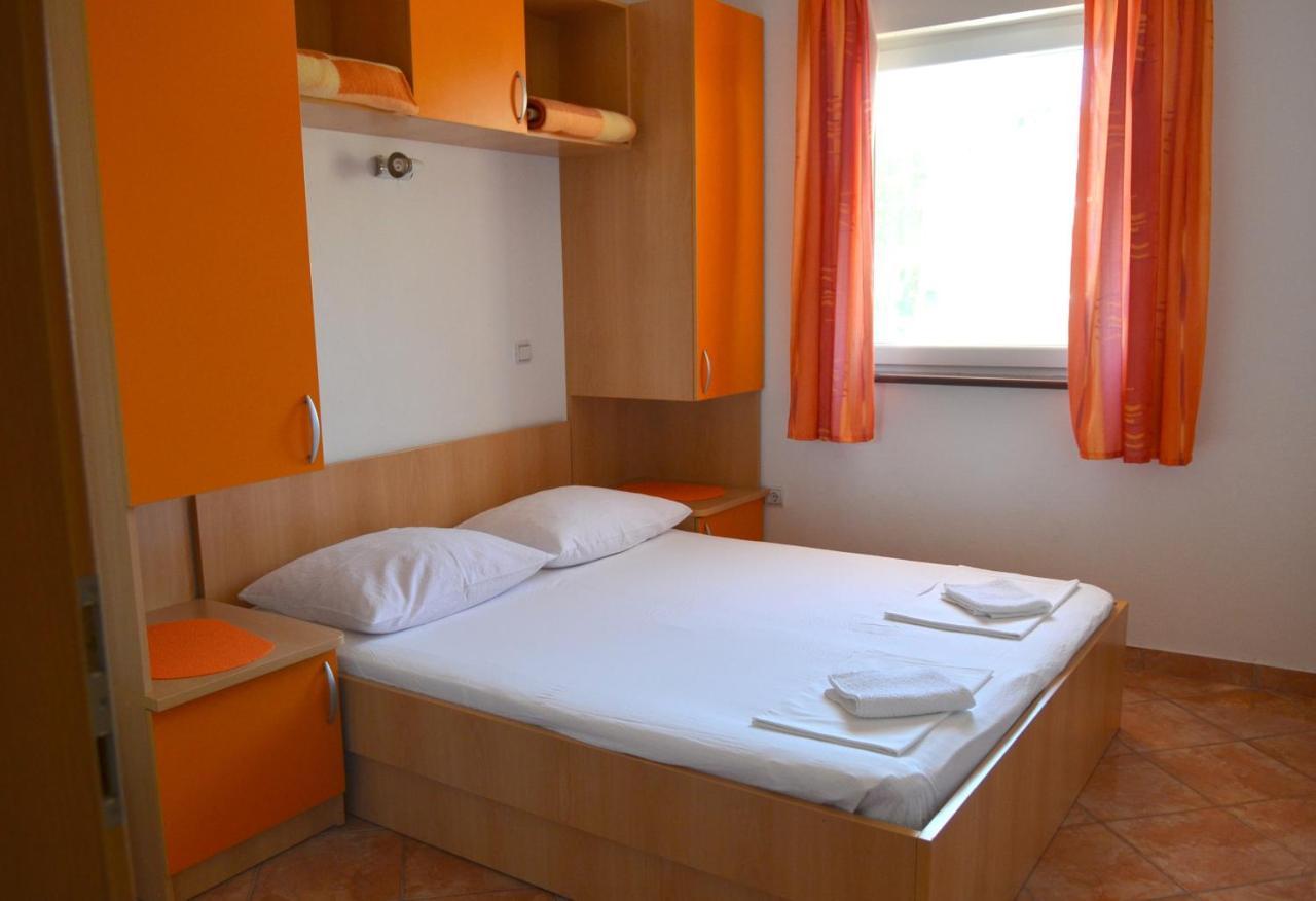 Apartments By The Sea Gradac, Makarska - 13681 Exteriör bild