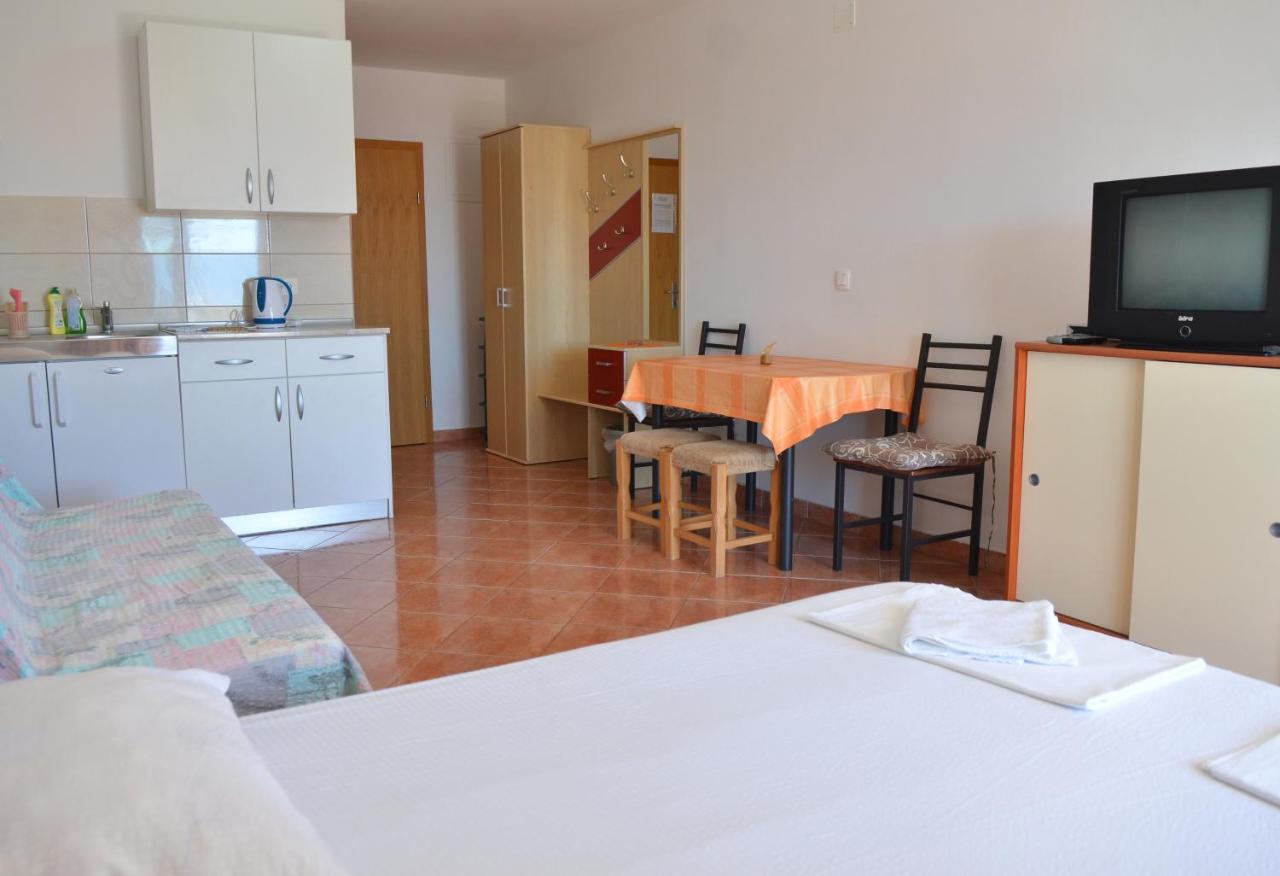 Apartments By The Sea Gradac, Makarska - 13681 Exteriör bild